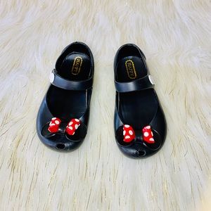 Baby Girl 🎀. Minnie Mouse shoes